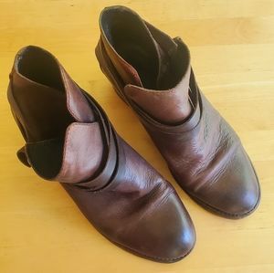 Hudson Shoes Horrigan ancle boots
